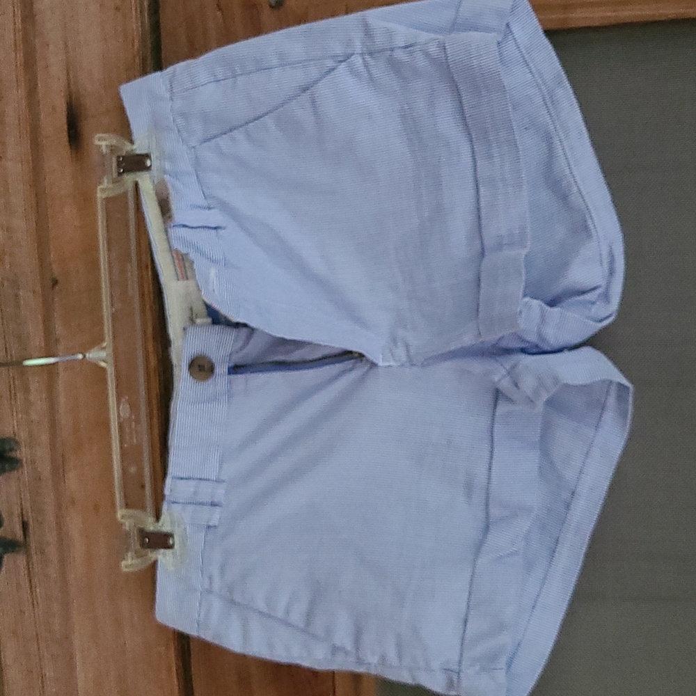 Women's H&M L.O.G.G. shorts. SIZE 6. Blue and white pinstripe.